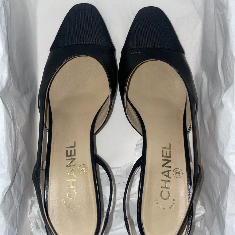 CHANEL Slingback's Black 38.5 - Goatskin Grosgrain Cap Toe CC - with BOX!
